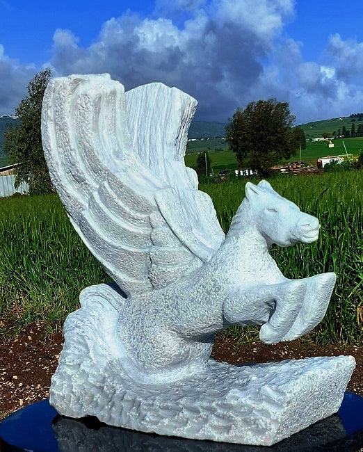 ישעיהו (שעיה) הלפרין | Ishayaho Halperin, marble, height 40 cm