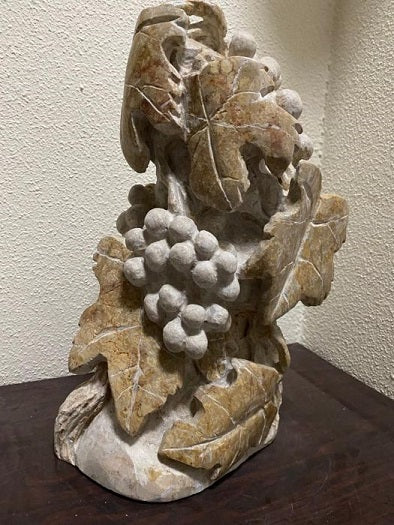 Aviva Berger, onix stone, height about 39 cm, width 25 cm
