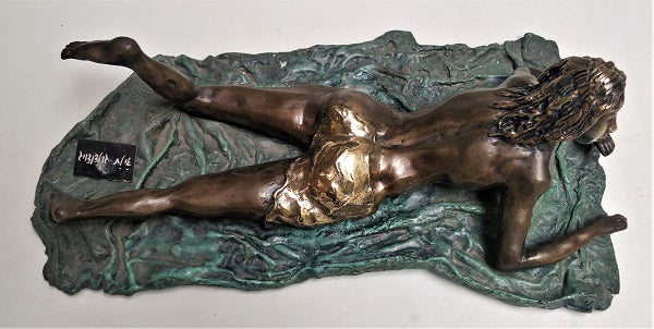 אילת גולדנצויג | Eilat goldenzweig, bronze  sculpture, height 14 cm