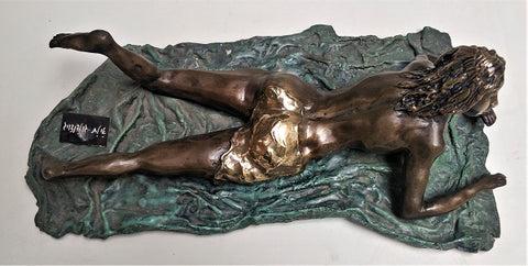 Eilat goldenzweig, Bronze  sculpture, Height 14 cm